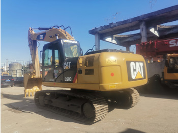 Верижен багер CATERPILLAR 320D