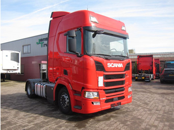 Влекач SCANIA R 450