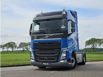 Влекач VOLVO FH 460