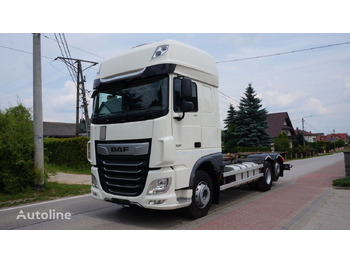 Контейнеровоз/ Сменна каросерия камион DAF XF 106 450