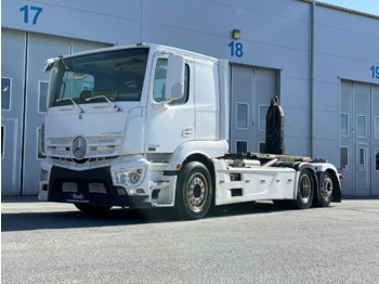 Мултилифт с кука камион MERCEDES-BENZ Actros 2543