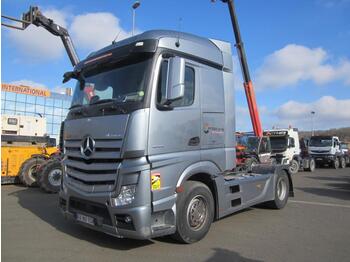 Влекач MERCEDES-BENZ Actros 1845