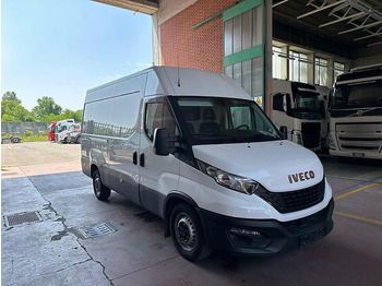 Товарен бус Iveco 35S16: снимка 2