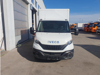 Товарен бус IVECO Daily 35s16