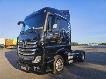 Влекач MERCEDES-BENZ Actros 1843