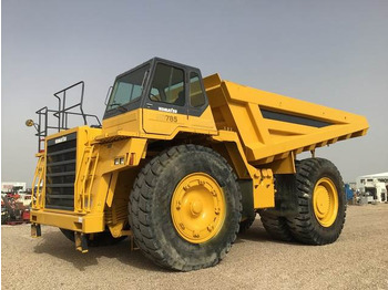 Кариерен самосвал KOMATSU HD785