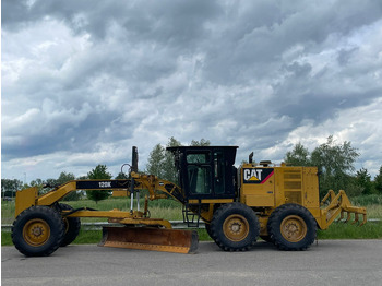 Грейдер CATERPILLAR 120K