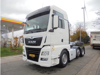 Влекач MAN TGX 26.500