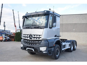 Влекач Mercedes-Benz Arocs 3345: снимка 3