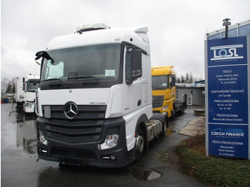 Влекач MERCEDES-BENZ Actros 1845