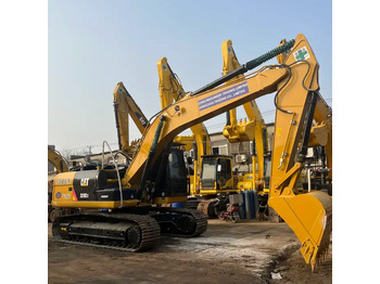 Верижен багер CATERPILLAR 320D