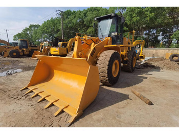 Колесен товарач CATERPILLAR 966F