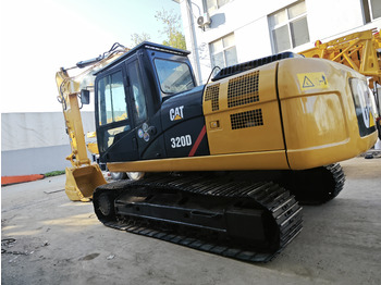 Верижен багер CATERPILLAR 320D