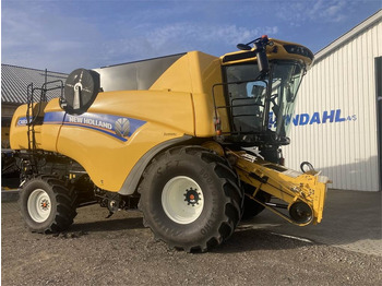 Зърнокомбайн New Holland CX8.90 STAGE 5: снимка 2