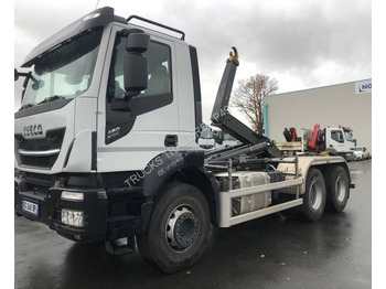 Мултилифт с кука камион IVECO Stralis 460