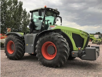 Трактор CLAAS Xerion 4000