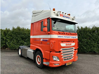 Влекач DAF XF