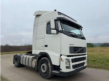 Влекач VOLVO FH12 460