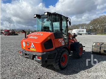 Колесен товарач KUBOTA R065: снимка 4