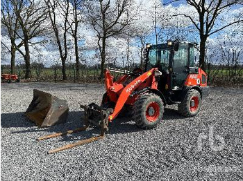 Колесен товарач KUBOTA R065: снимка 2