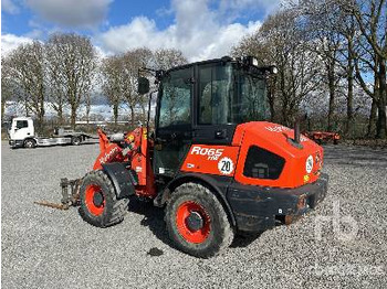 Колесен товарач KUBOTA R065: снимка 3