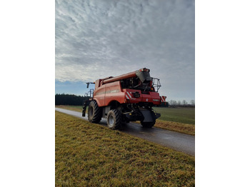 Зърнокомбайн Case IH Axial-Flow 7240: снимка 4