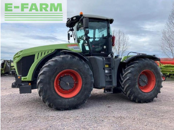 Трактор CLAAS Xerion 4000