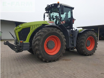 Трактор CLAAS Xerion