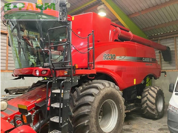 Зърнокомбайн CASE IH Axial-Flow 9230