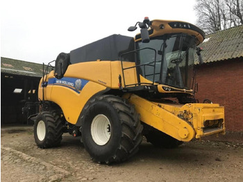 Зърнокомбайн NEW HOLLAND CX series