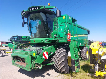 Зърнокомбайн JOHN DEERE T550