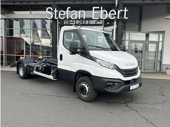 Мултилифт с кука камион IVECO Daily 70c18