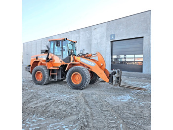 Колесен товарач DOOSAN DL200