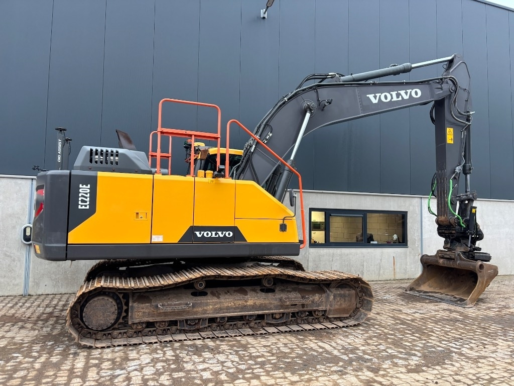 Верижен багер Volvo EC 220 E - EC220EL GPS & Tiltrotator: снимка 7