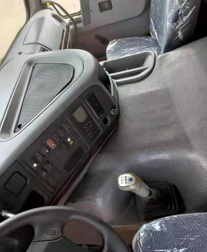 Самосвал камион Howo 375 6x4 Tipper Lorry: снимка 6 Самосвал камион Howo 375 6x4 Tipper Lorry: снимка 6