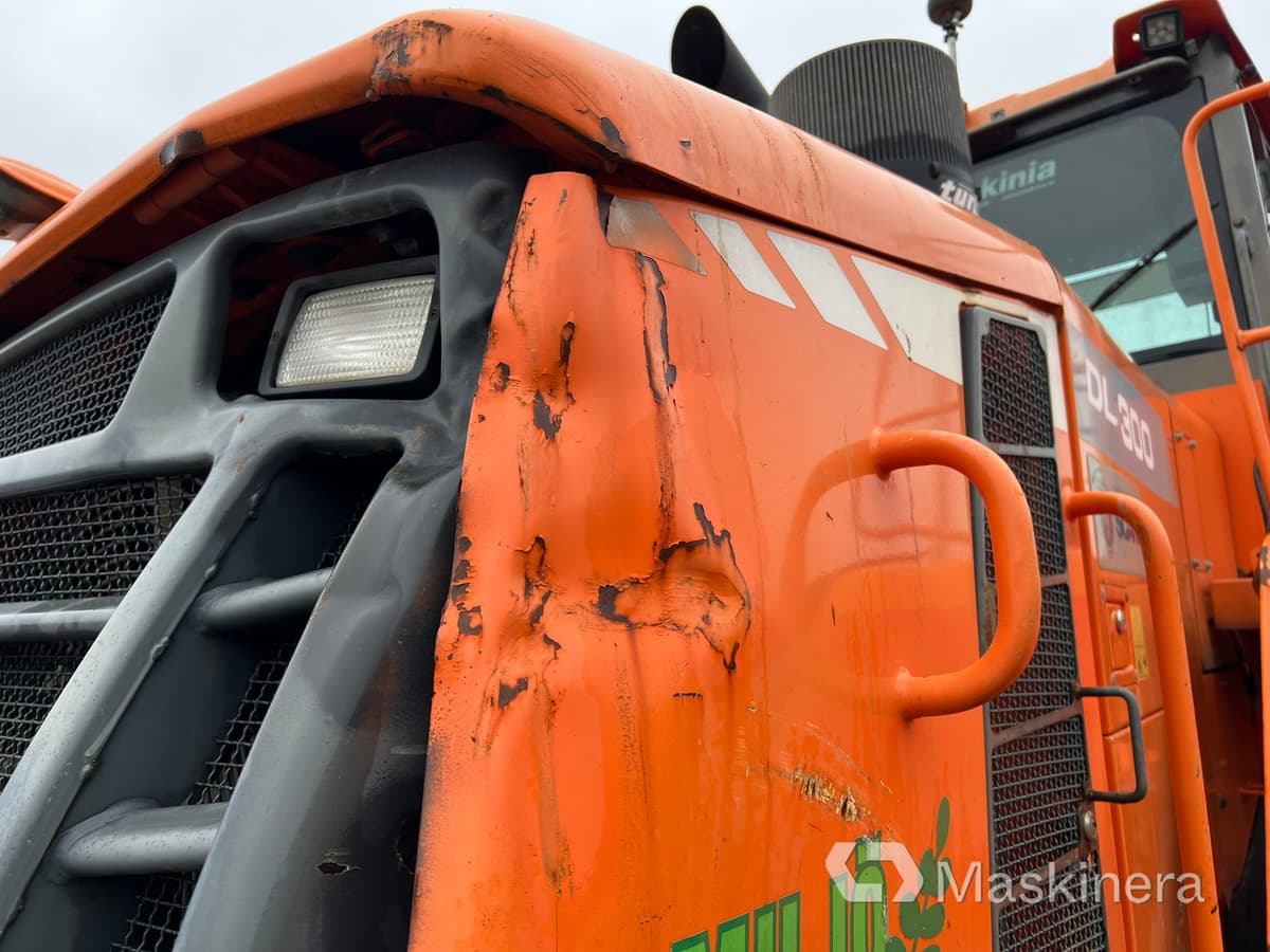 Колесен товарач Hjullastare Doosan DL300-3: снимка 40