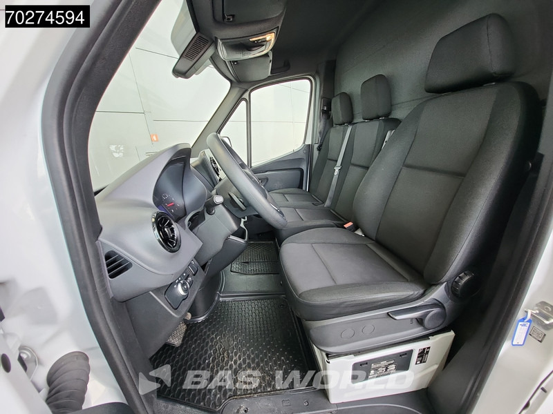 Лекотоварен автомобил фургон Mercedes-Benz Sprinter 317 CDI Automaat Bakwagen Laadklep Camera Airco MBUX Koffer Meubelbak 20m3 Airco: снимка 12