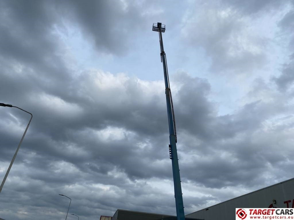 Телескопична платформа Genie S-125 Telescopic 4x4x4 Diesel Boom WorkLift 4010cm: снимка 49