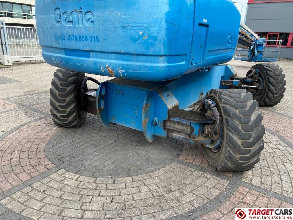 Телескопична платформа Genie S-125 Telescopic 4x4x4 Diesel Boom WorkLift 4010cm: снимка 37