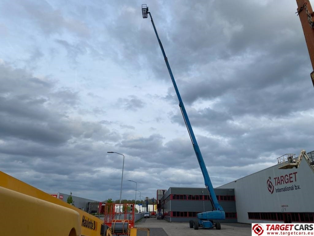 Телескопична платформа Genie S-125 Telescopic 4x4x4 Diesel Boom WorkLift 4010cm: снимка 46