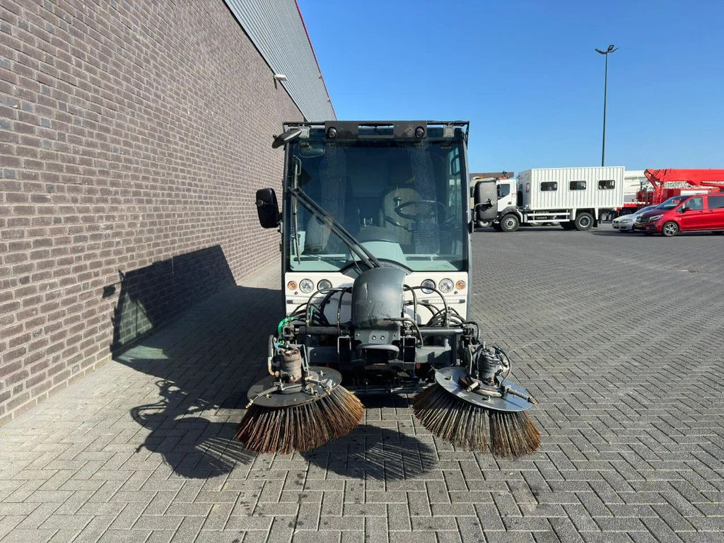 Мотометачна машина Hako CITYMASTER 2200 SWEEPING TRUCK/ KEHRMASCHINE/VEE: снимка 10