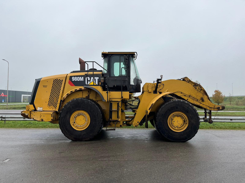 Колесен товарач Caterpillar 980M: снимка 6