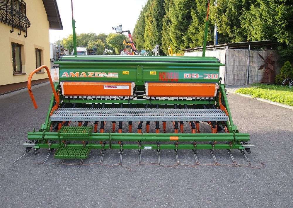 Сеялка Siewnik Amazone D9 -30 2007 Siewnik Amazone: снимка 7 Сеялка Siewnik Amazone D9 -30 2007 Siewnik Amazone: снимка 7