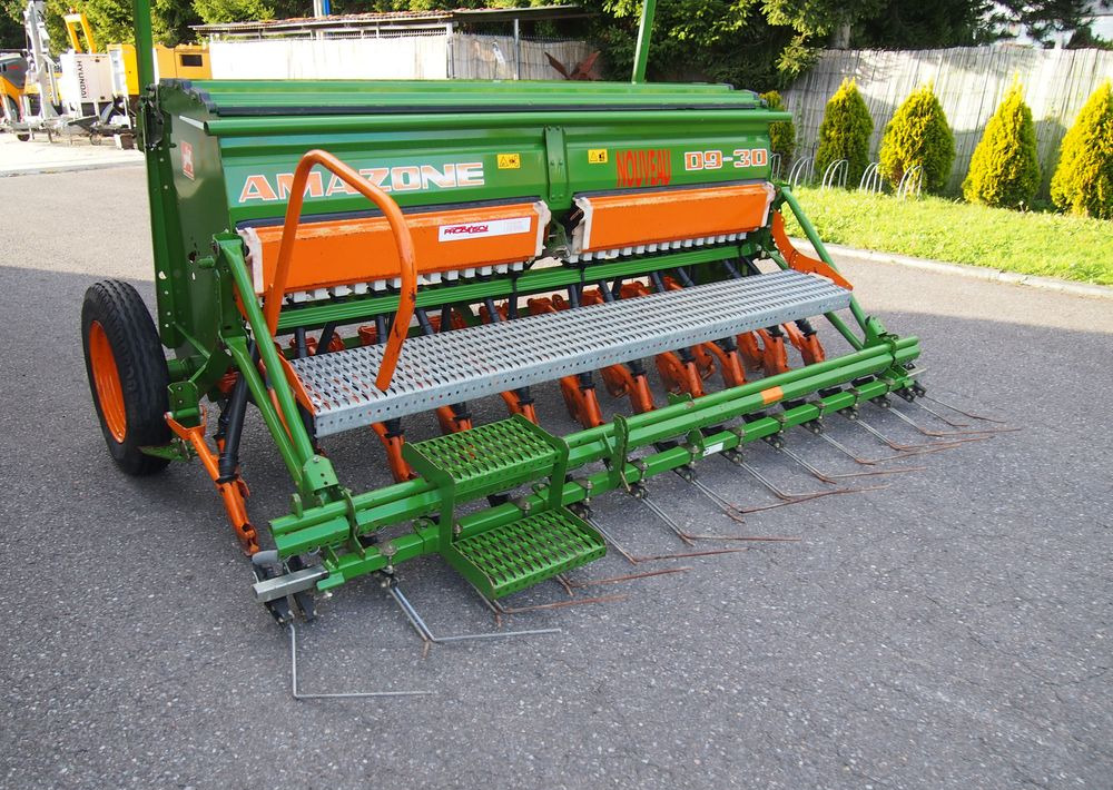 Сеялка Siewnik Amazone D9 -30 2007 Siewnik Amazone: снимка 10 Сеялка Siewnik Amazone D9 -30 2007 Siewnik Amazone: снимка 10