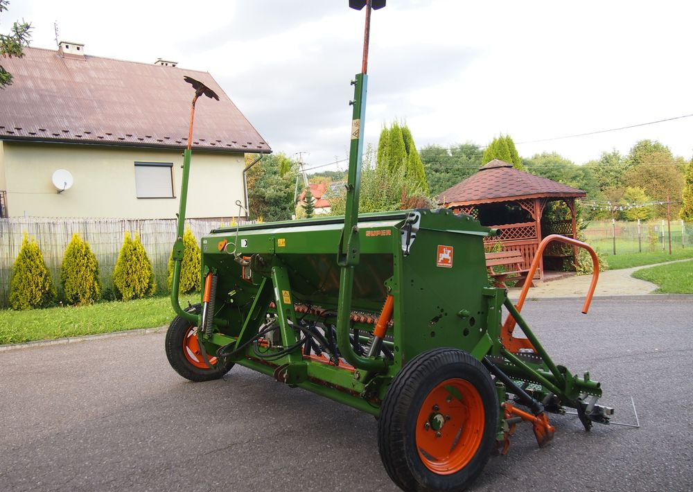 Сеялка Siewnik Amazone D9 -30 2007 Siewnik Amazone: снимка 8 Сеялка Siewnik Amazone D9 -30 2007 Siewnik Amazone: снимка 8
