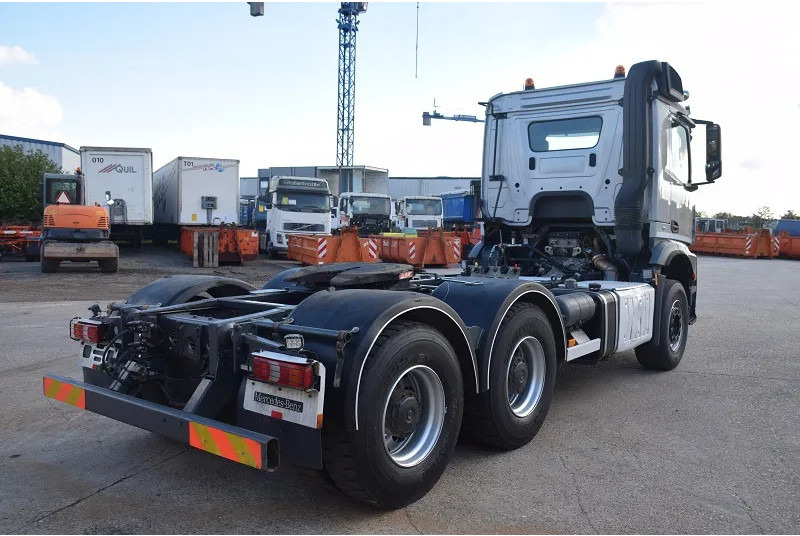 Влекач Mercedes-Benz Arocs 3345: снимка 8