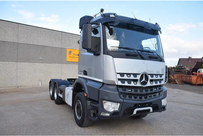 Влекач Mercedes-Benz Arocs 3345: снимка 7