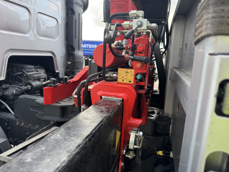 Камион с кран DAF LF290 Fassi F155, Winde, Winch, Lier (2.070 Kg ): снимка 8