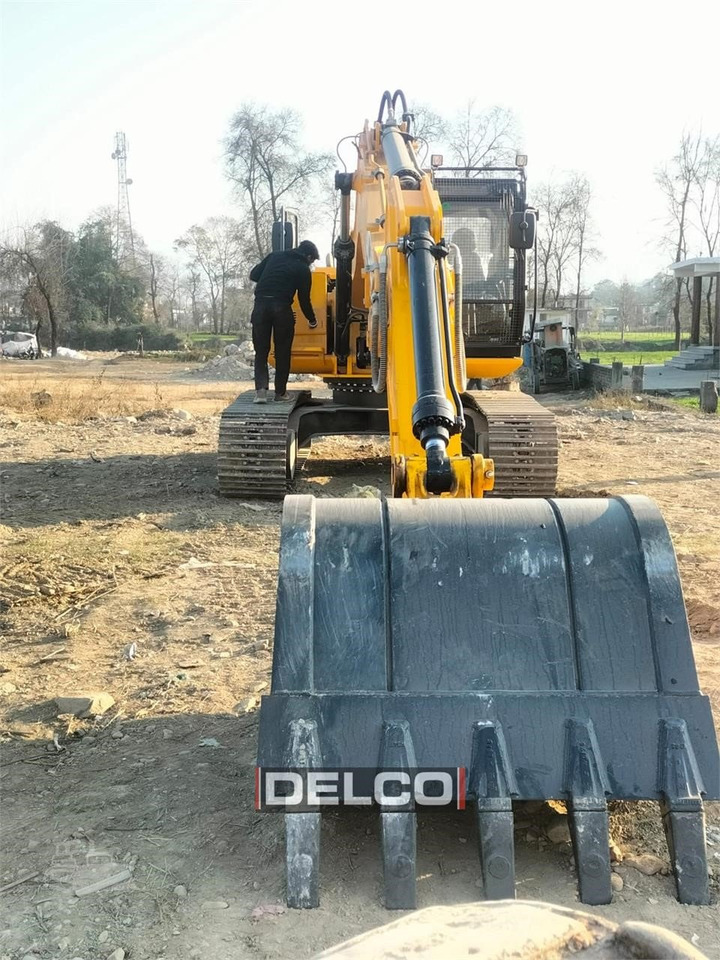 Нови Верижен багер JCB NXT215 LC: снимка 10