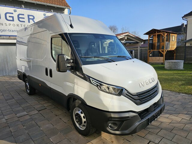 Товарен бус IVECO Daily 35S18HA8V Hi-Matic 12m³ Modell 2025 MY24: снимка 23